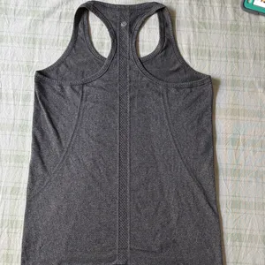 Lululemon Swiftly Women's Gray Tank Top thumbnail 5