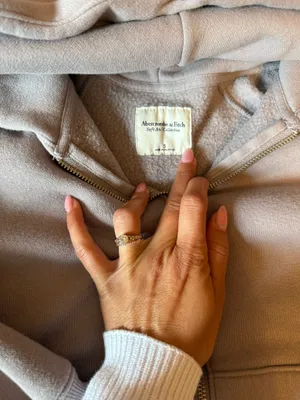 Abercrombie Sunday cozy soft af set thumbnail 8