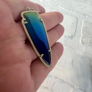 Kendra Scott Skylar Earrings Gold Arrowhead Blue Iridescent Reversible Black‎ thumbnail 6