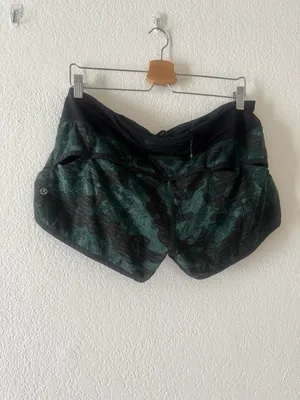 Lululemon Tracker Short II *4-way Stretch thumbnail 7