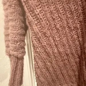 FREE‎ PEOPLE Sunset V-neck Sweater in Brown Chucky Knit Oversized Ribbed Knit thumbnail 7