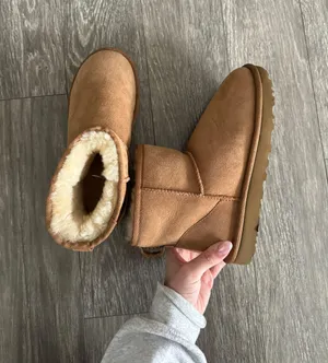 Brown Mini Boots 6 thumbnail 9
