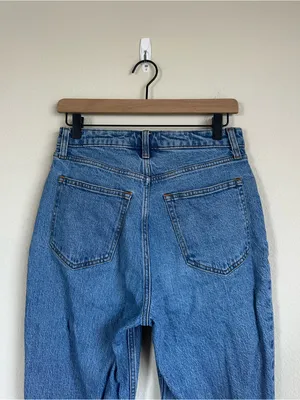 Abercrombie & Fitch The Vintage Flare High Rise Jeans thumbnail 9