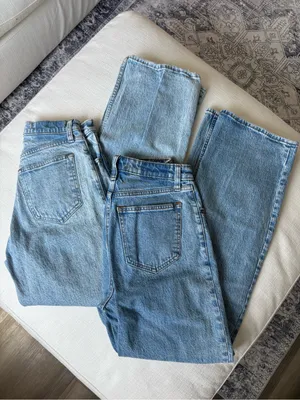 Abercrombie & Fitch 90s Relaxed High Rise Jeans thumbnail 2
