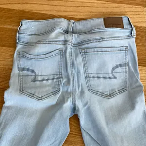 American Eagle Outfitters AEO Women's Super Stretch Light‎ Wash Jeggings Jeans 2 thumbnail 8
