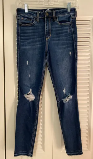Hollister Jeans thumbnail 1