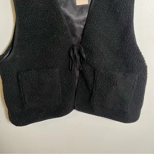 No Boundaries‎ Women's Sherpa Vest Sleeveless Black Tie Front Pockets Y2K thumbnail 3