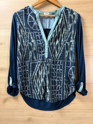 Anthropologie Tiny Women’s Orion Henley Top Small thumbnail 1
