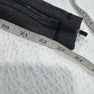 Lululemon Scenic Route 7/8 Tight leggings in gray size 8 women thumbnail 7