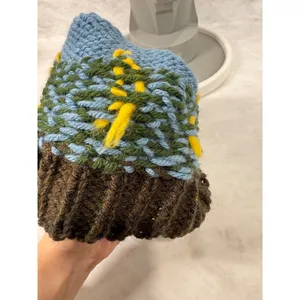 Vintage Handmade Knit Beanie Winter Tree Star Landscape Blue Brown Hat‎ Womens thumbnail 6