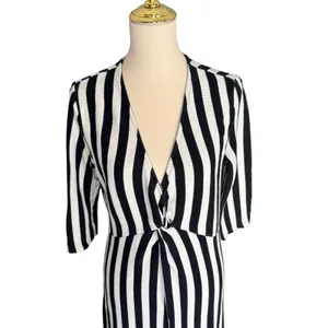 Lea & Viola Black White Striped Wide Leg Jumpsuit Twist Front V‎ Neck Size Large thumbnail 3