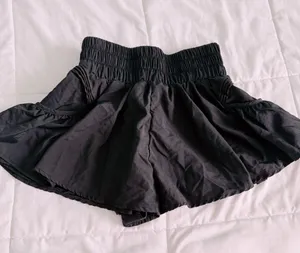 SheIn Black Athletic shorts thumbnail 1