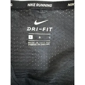 Nike Running Dri-FIT Black Short Sleeve Reflective Graphic T-Shirt Large thumbnail 4