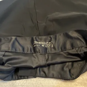 NIKE Women's Black Golf Skort Size 2 Small In Excellent Condition thumbnail 8