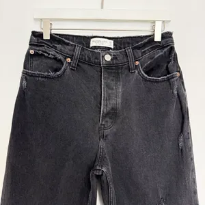 Abercrombie Ankle Straight Jeans Size 28 Black Denim Ultra High Rise Pant Grunge thumbnail 3