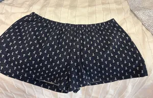 Brandy Melville Shorts Print  thumbnail 1