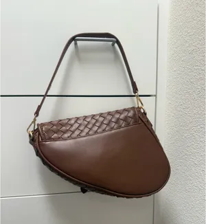 Urban Expression Saddle Purse thumbnail 2