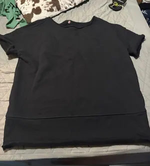 Free people black short sleeve Crewneck sweatshirt thumbnail 1