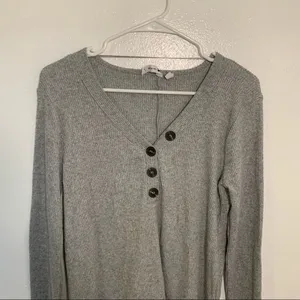 Cable & Gauge‎ Women's Size Small V-Neck Pullover Sweater Gray Ribbed Buttons thumbnail 3