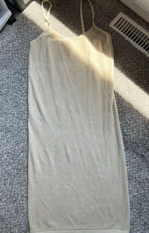 Dress thumbnail 1