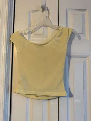 Edikted soft buttercream yellow top thumbnail 4