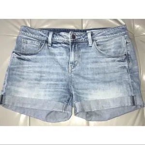 ✨ Treasure and Bond Cuffed Boyfriend Shorts✨ thumbnail 4