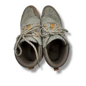 Chaco Borealis Ledge Waterproof Boots Women's 10‎ Gray Wool Suede Winter thumbnail 6