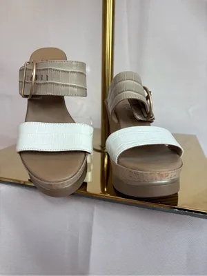 Two-Tone Beige and White Platform Slide Sandals with Buckle thumbnail 2