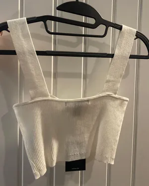 Forever21 White Zip Up Crop Top thumbnail 3