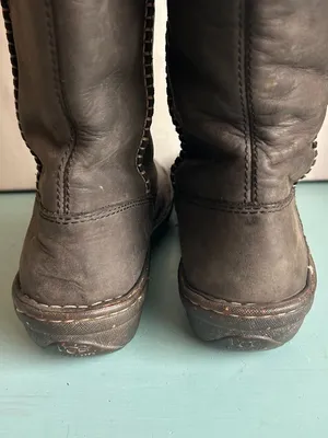 UGG Swell Tall Winter Black Leather Sheepskin Tasman Boots Size 8 thumbnail 11