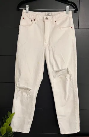 ABERCROMBIE & FITCH The Mom Hi-Rise Distressed White Denim Jeans Pants 26/2s EUC thumbnail 1