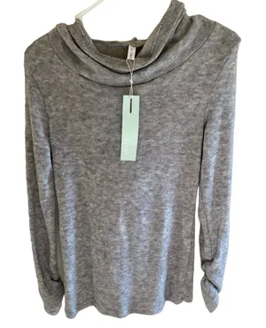 Dressfo NWT Hooded Gray Sweater‎ Medium thumbnail 1