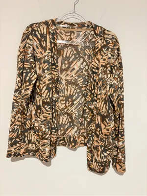 Joyspun Women‎ butterfly Hacci Knit V-Neck Cardigan Lightweight TAN size medium thumbnail 2