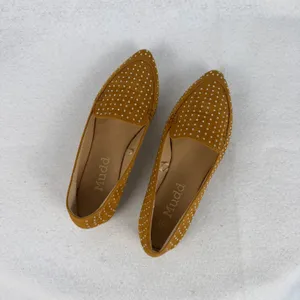 Mudd Loafers Womens 6 Studded Faux Suede Pointed Toe Mustard‎ Boho thumbnail 10