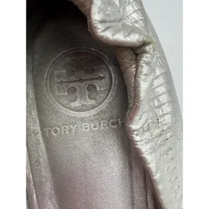 Tory Burch Reva Flats Silver Metallic‎ Leather Logo Medallion Shoes Size 10 Y2K thumbnail 7