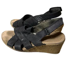 Clarks Lafley Krissy Black Leather Espadrille Wedge Sandals Womens Size 7.5 M thumbnail 1
