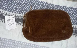 NWT Lululemon fleece‎ everywhere belt bag Brown thumbnail 1