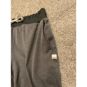 Vuori Lux Rib Performance Jogger Gray Ribbed Athleisure Lounge Pants, Size S thumbnail 5