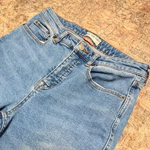 We The Free Free People Curvy High Rise Vintage Straight Jeans Cropped Blue 29 thumbnail 3
