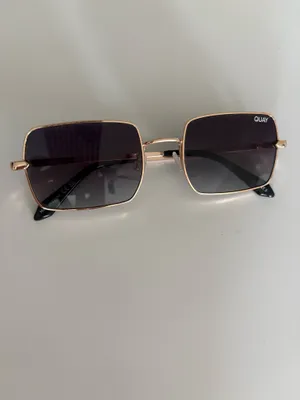 Quay Rectangle Sunglasses thumbnail 5
