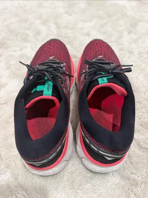 Brooks Ghost 11 Women's Running Shoes in black with vibrant pink size 8 thumbnail 4