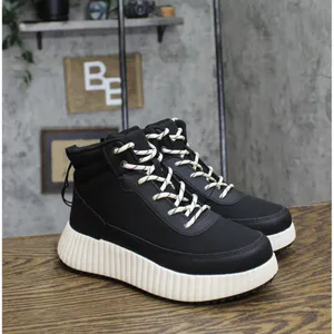 NWT Universal Thread Womens Shyla Platform Hiker Boots 91308329 Black 6M thumbnail 5