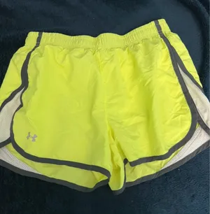 Under Armour Shorts thumbnail 1