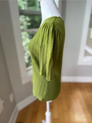 Ophelia Roe Scalloped Square-Neck Ribbed Knit Top in Olive Green Sz Large thumbnail 3