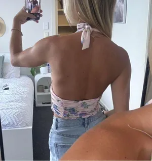 ZARA NWT •  Floral Halter Top thumbnail 4