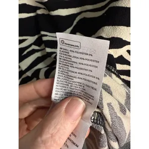 H&M Zebra Print Blouse Black White Animal Print M Mob Wife Y2K‎ Office Core thumbnail 4