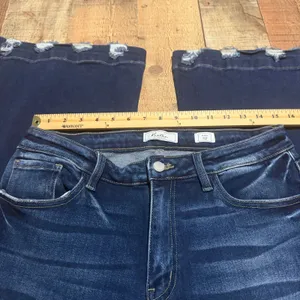 KanCan Women's Dark Denim Kurvy Mid-Rise Flare Jeans Sz 30 Stretch Boho Festival thumbnail 5