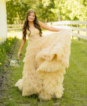 Sherri Hill Prom Dress thumbnail 1