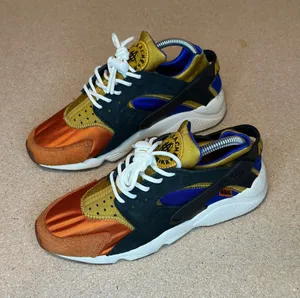 Nike Air Huarache ACG Inspired Womens 8.5 Campfire Orange DO6681-700 Sneakers thumbnail 1