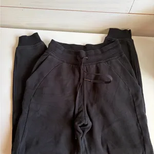 Lululemon Black Drawstring Jogger Pants thumbnail 2
